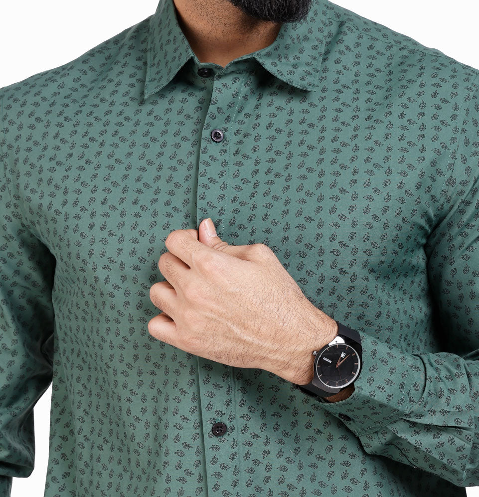 Active Fit Men's Shirt with Leaves Pattern - Full Sleeves - Green