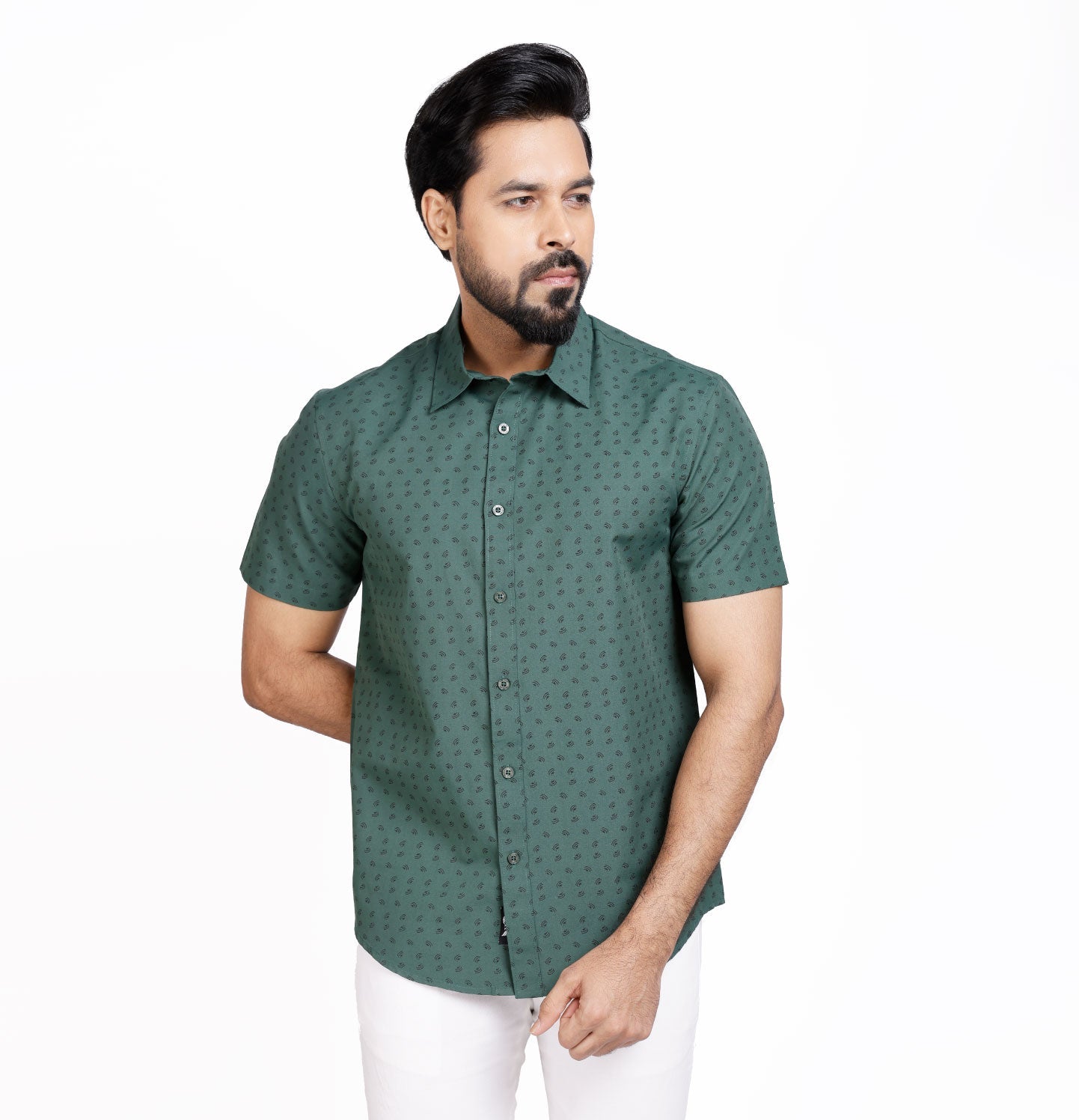 Active Fit Men's Shirt with Compass Pattern - Half Sleeves - Green