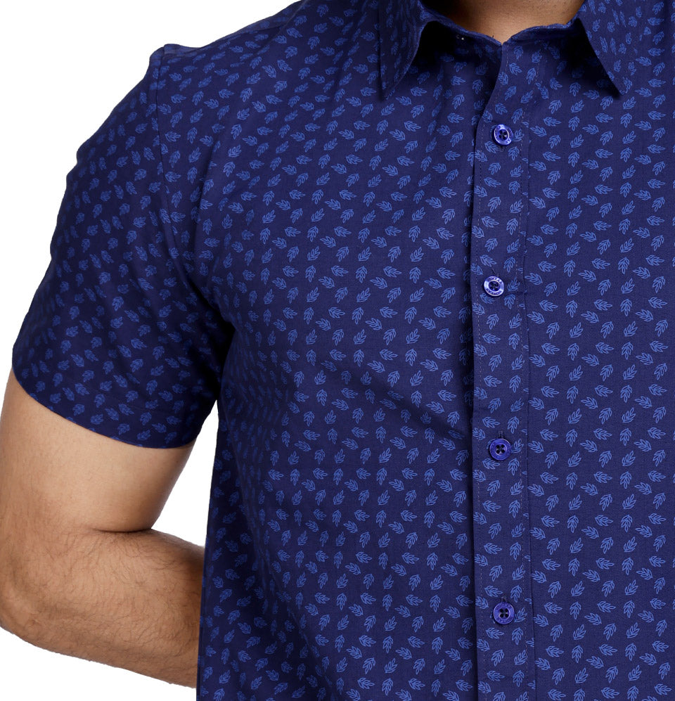 Active Fit Men's Shirt with Leaves Pattern - Half Sleeves - Royal Blue