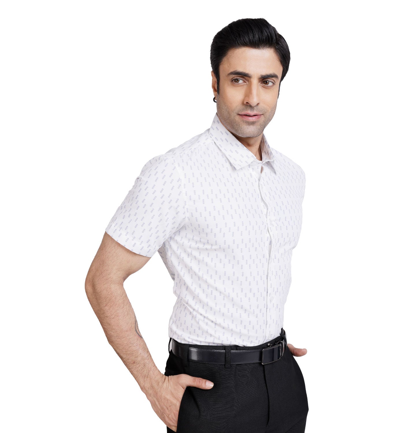 Active Fit Men's Shirt with Minimal Pattern - Half Sleeves - White