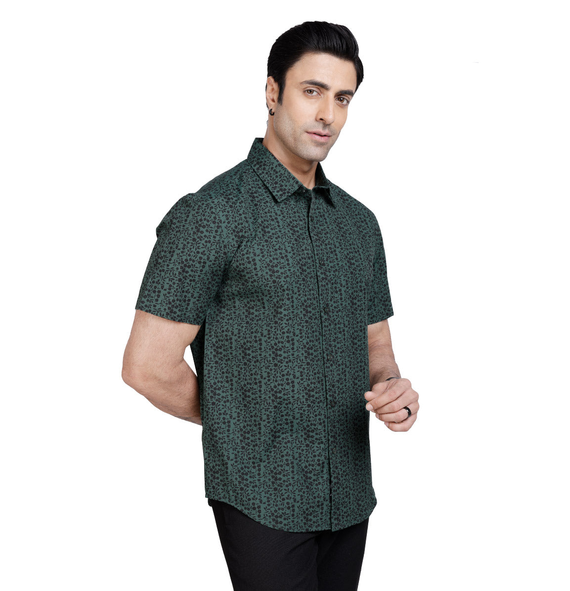 Active Fit Men's Shirt with Florals Pattern - Half Sleeves - Green
