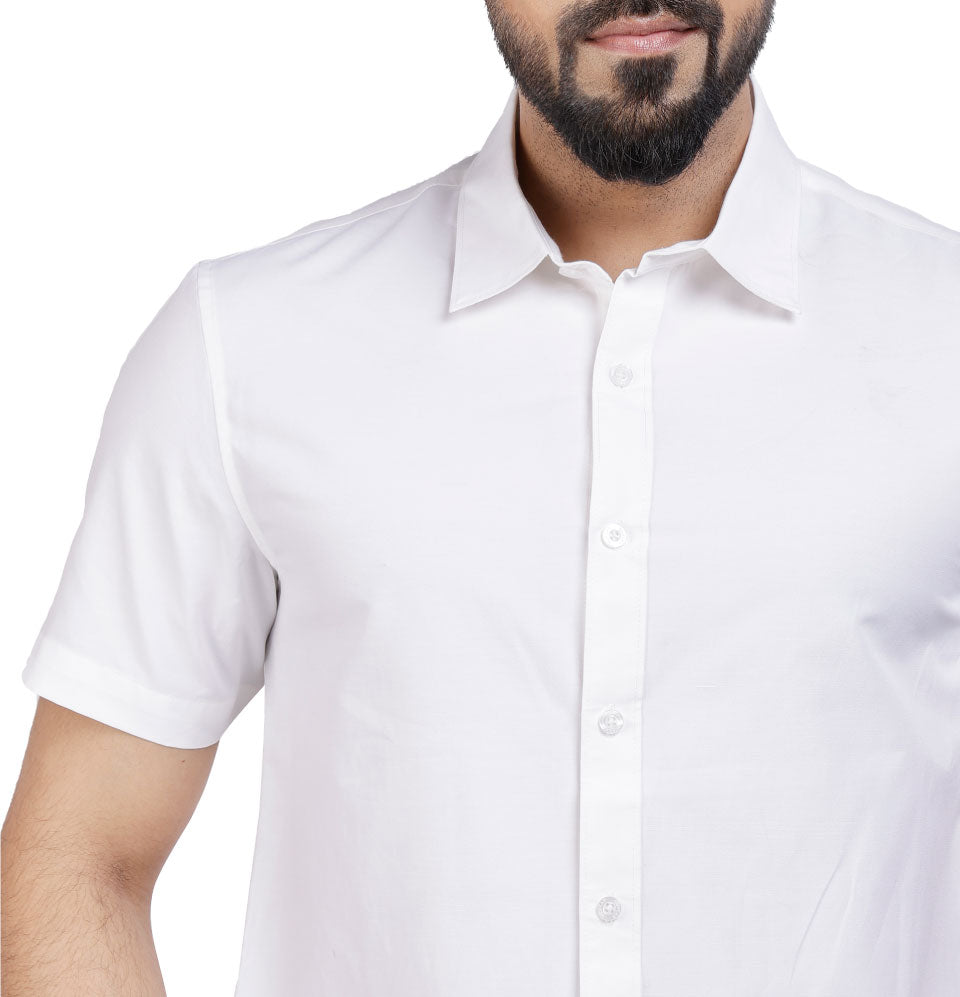 Active Fit Men's Shirt with Solid Pattern - Half Sleeves - White