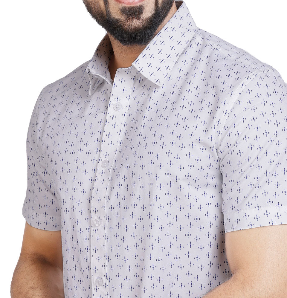 Active Fit Men's Shirt with Diamonds Pattern - Half Sleeves - White