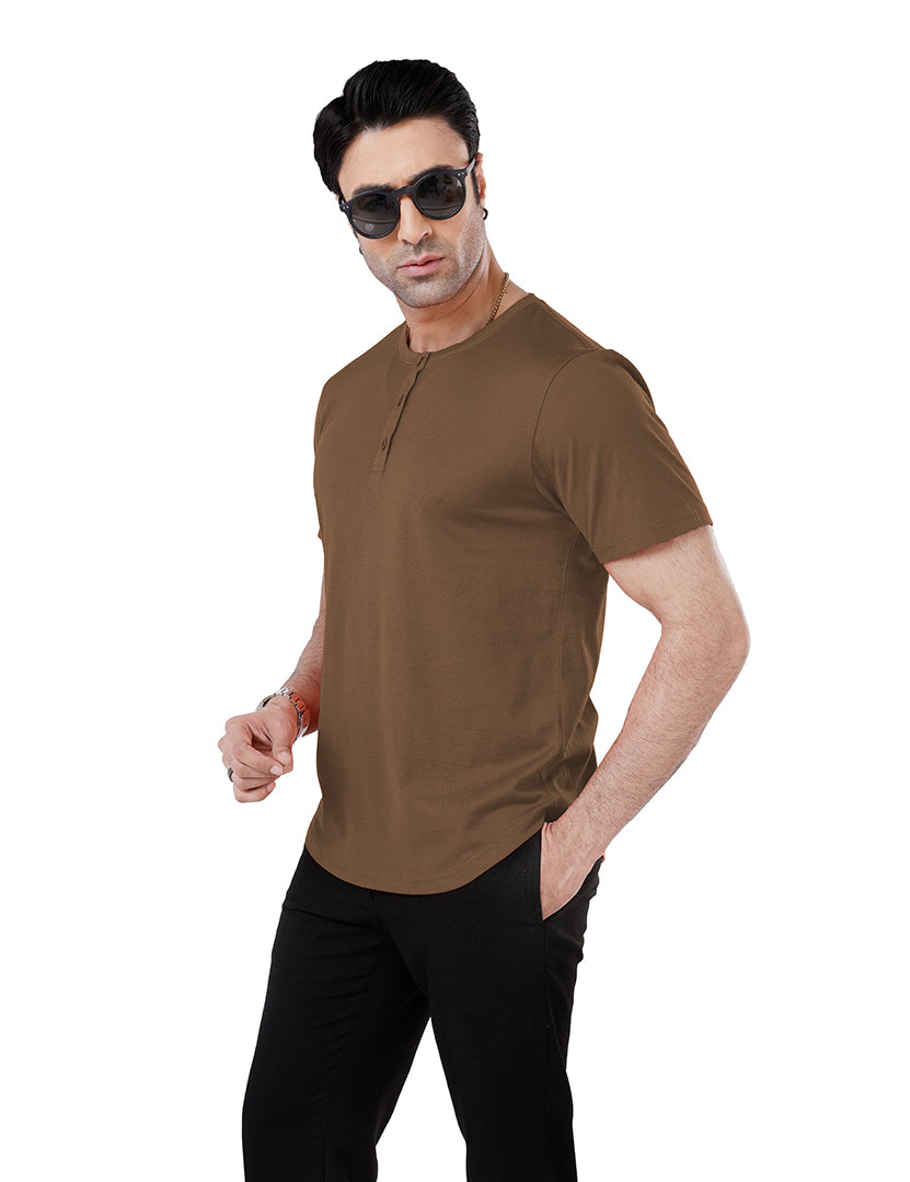 Men’S Short Sleeve Drop Cut Henley Neck T-Shirt - Brown