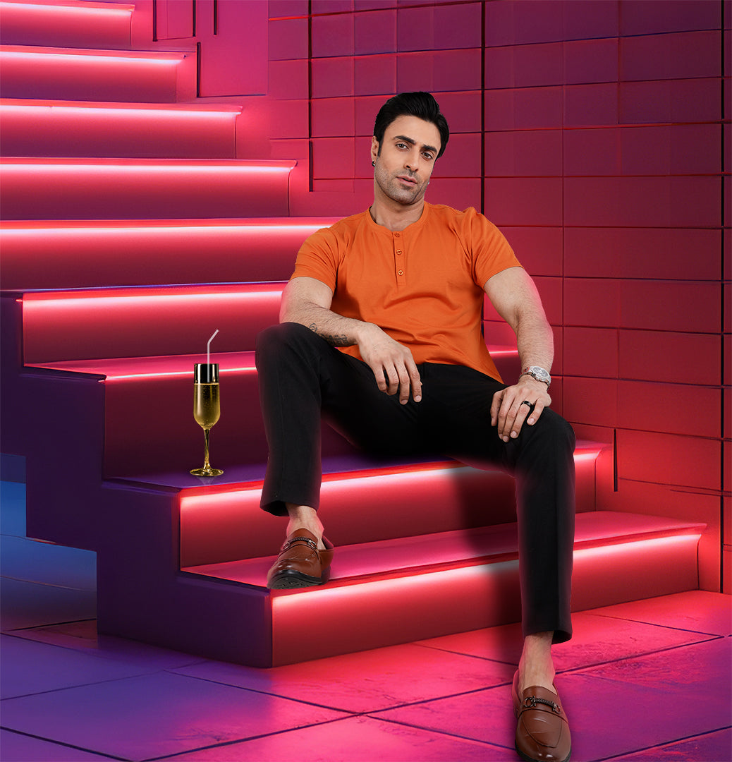 Men’S Short Sleeve Drop Cut Henley Neck T-Shirt - Rust-Orange