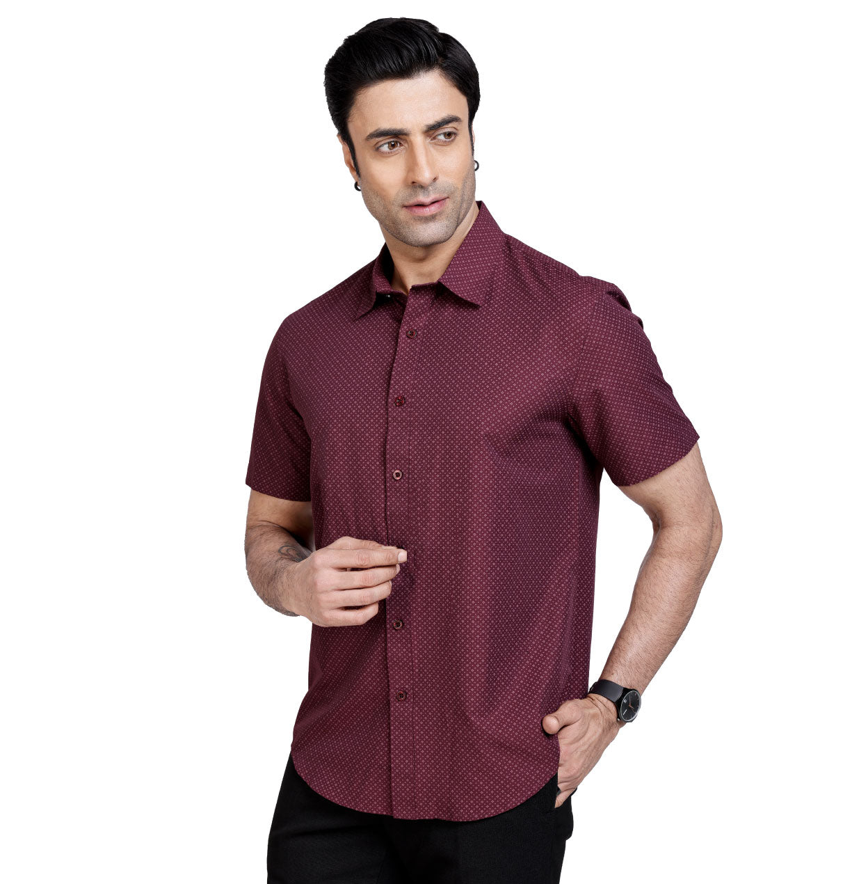 Active Fit Men's Shirt with Classic Pattern - Half Sleeves - Wine