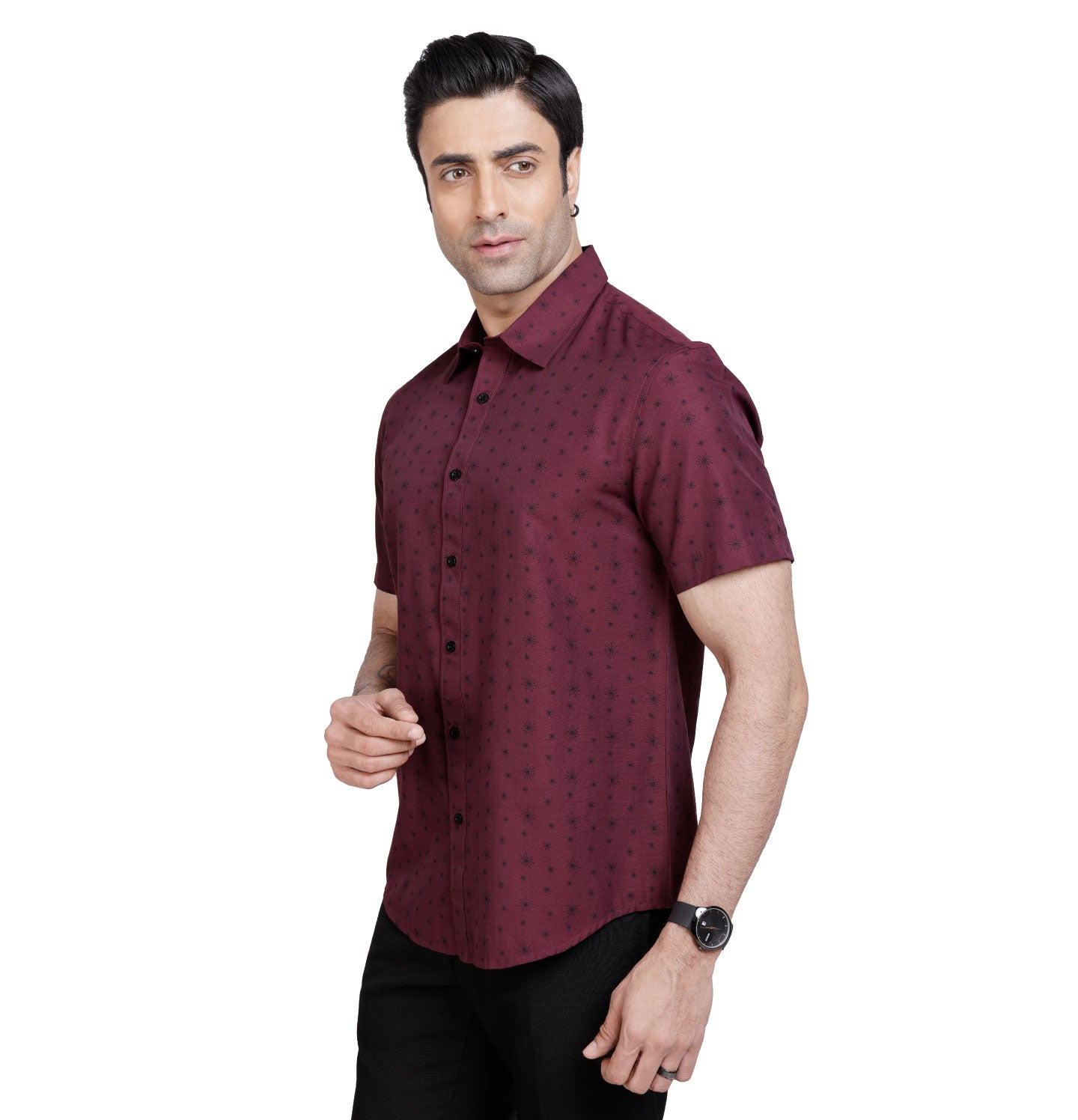 Active Fit Men's Shirt with Crackers Pattern - Half Sleeves - Wine